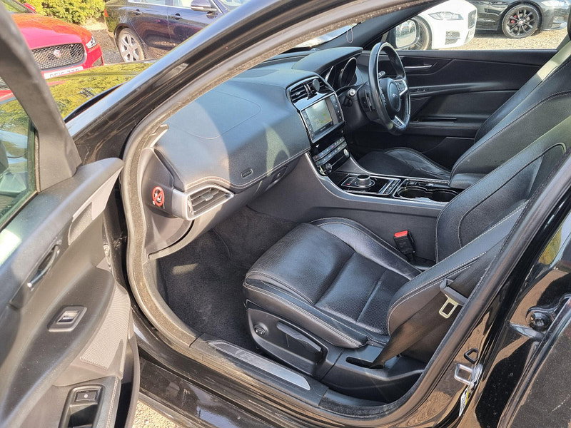 Jaguar XE 2.0d R-Sport Auto Euro 6 (s/s) 4dr 4dr Automatic 2026