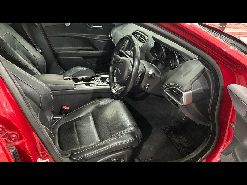 Jaguar XE 2.0d R-Sport Auto Euro 6 (s/s) 4dr 4dr Automatic 2026