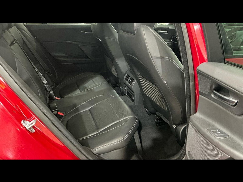 Jaguar XE 2.0d R-Sport Auto Euro 6 (s/s) 4dr 4dr Automatic 2026