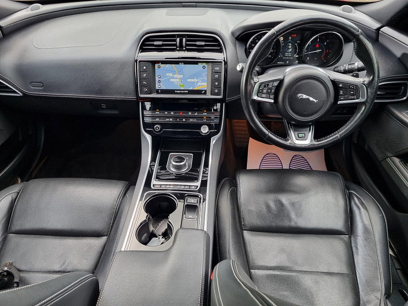 Jaguar XE 2.0d R-Sport Auto Euro 6 (s/s) 4dr 4dr Automatic 2026