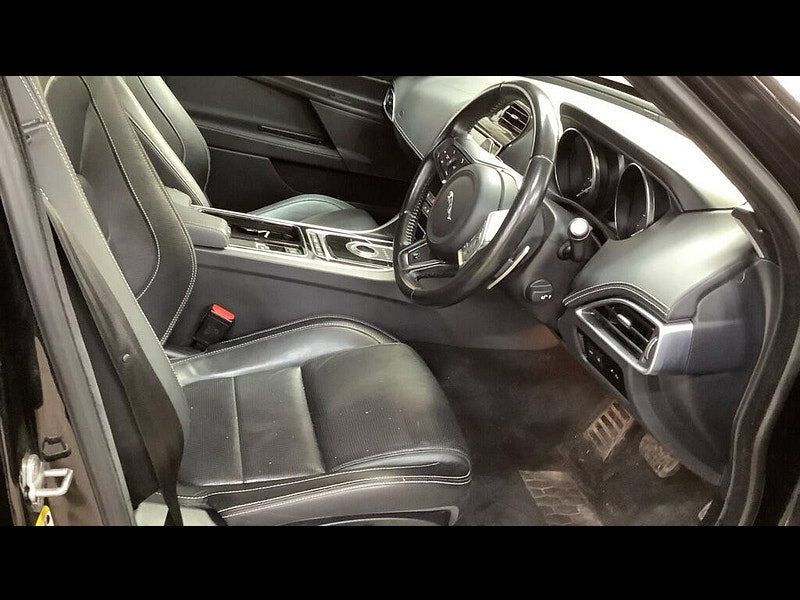 Jaguar XE 2.0d R-Sport Auto Euro 6 (s/s) 4dr 4dr Automatic 2026