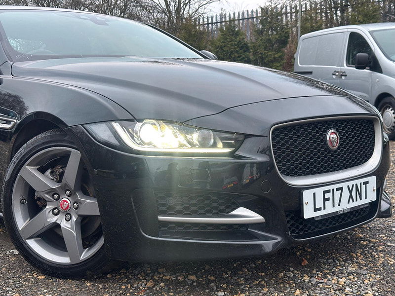 Jaguar XE 2.0d R-Sport Auto Euro 6 (s/s) 4dr 4dr Automatic 2025