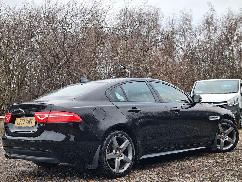 Jaguar XE 2.0d R-Sport Auto Euro 6 (s/s) 4dr 4dr Automatic 2025