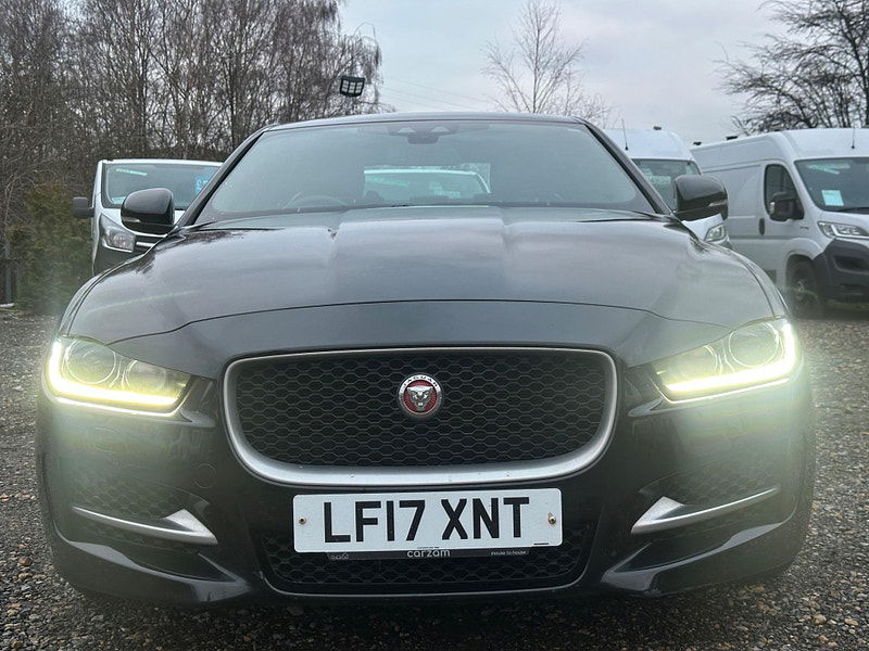 Jaguar XE 2.0d R-Sport Auto Euro 6 (s/s) 4dr 4dr Automatic 2025