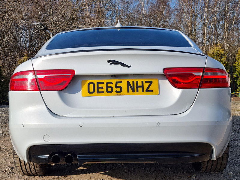 Jaguar XE 2.0d R-Sport Auto Euro 6 (s/s) 4dr 4dr Automatic 2025