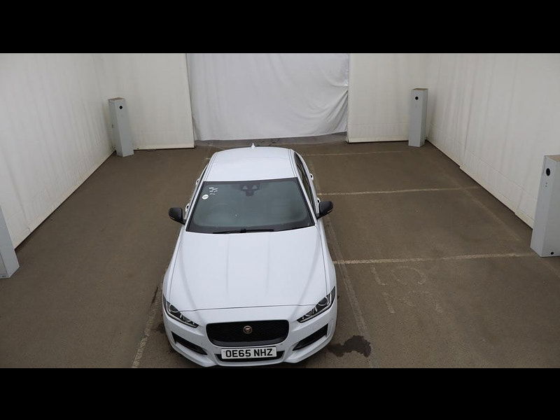 Jaguar XE 2.0d R-Sport Auto Euro 6 (s/s) 4dr 4dr Automatic 2025