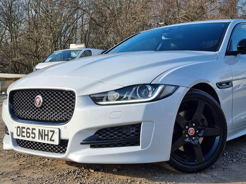 Jaguar XE 2.0d R-Sport Auto Euro 6 (s/s) 4dr 4dr Automatic 2025