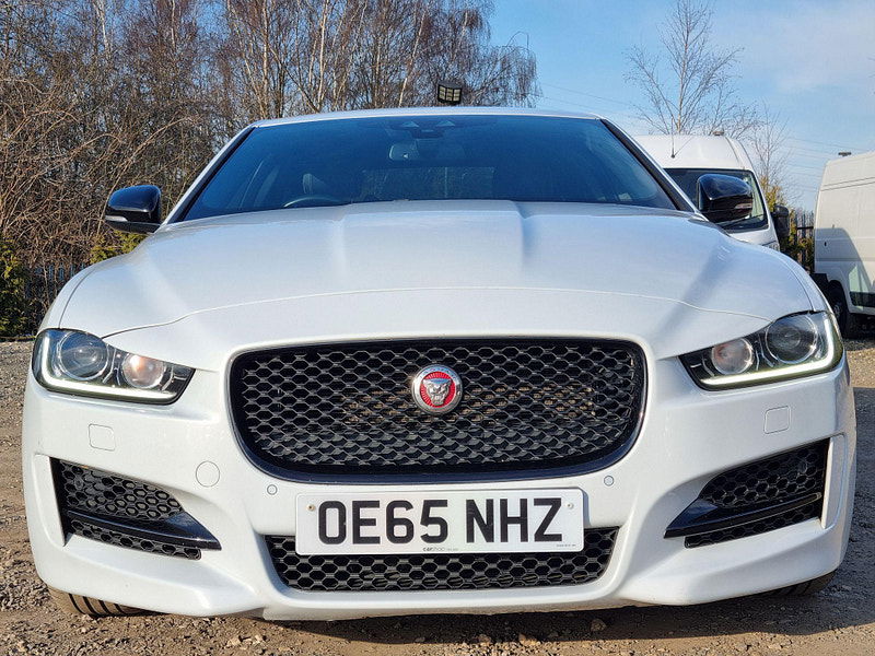 Jaguar XE 2.0d R-Sport Auto Euro 6 (s/s) 4dr 4dr Automatic 2025