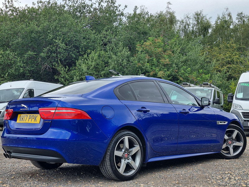 Jaguar XE 2.0d R-Sport Auto Euro 6 (s/s) 4dr 4dr Automatic 2025
