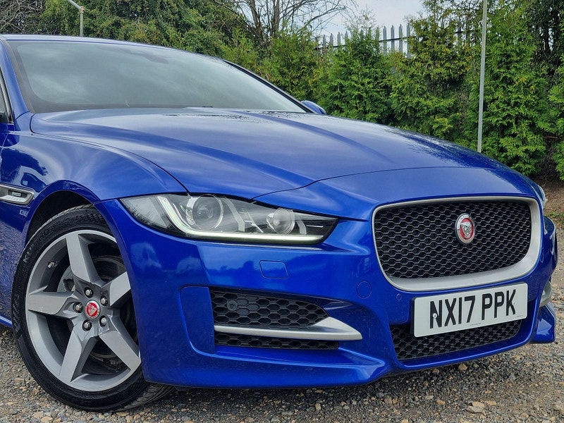 Jaguar XE 2.0d R-Sport Auto Euro 6 (s/s) 4dr 4dr Automatic 2025