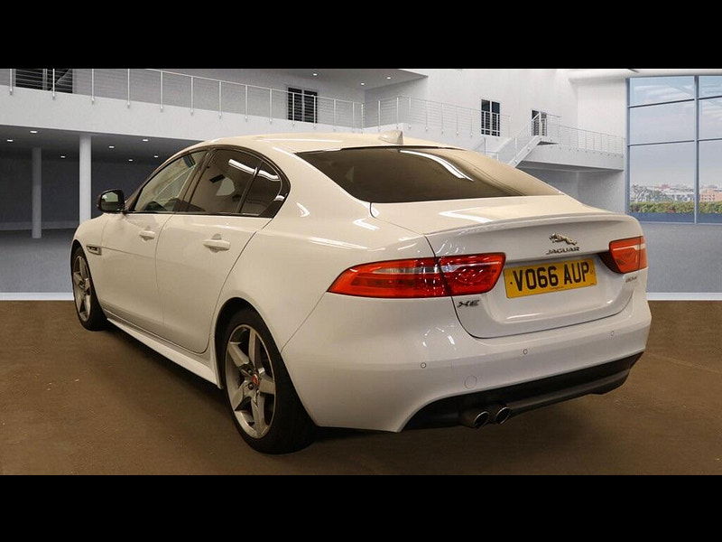 Jaguar XE 2.0d R-Sport Auto Euro 6 (s/s) 4dr 4dr Automatic 2025