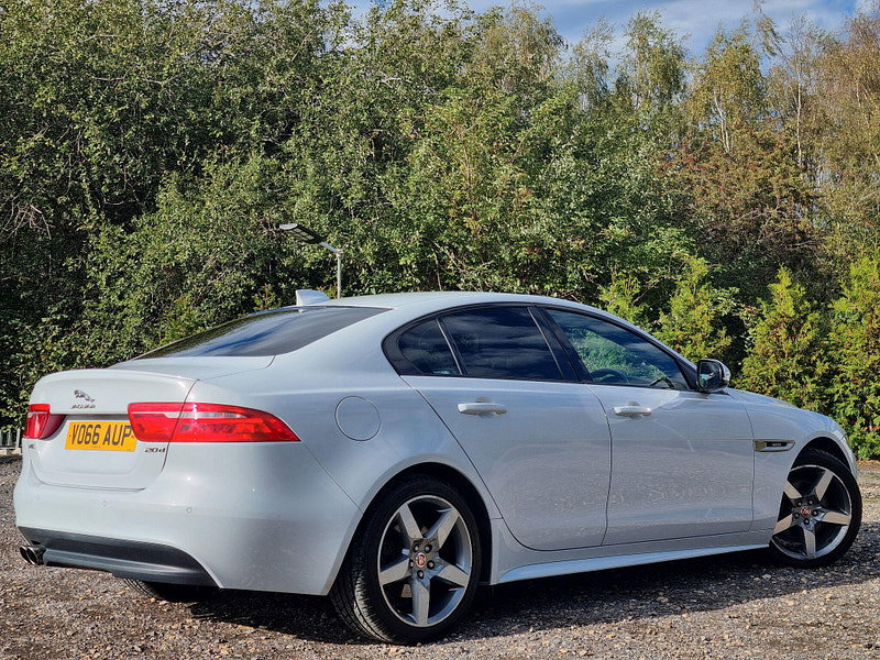 Jaguar XE 2.0d R-Sport Auto Euro 6 (s/s) 4dr 4dr Automatic 2026