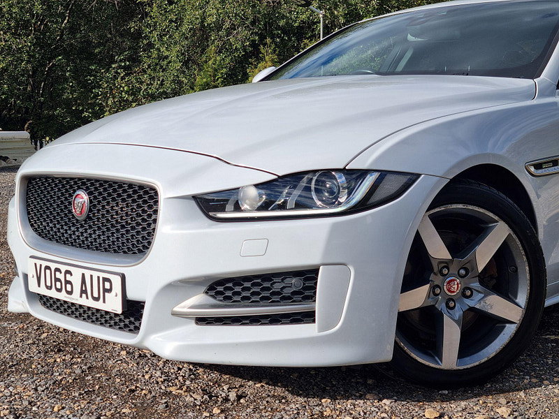Jaguar XE 2.0d R-Sport Auto Euro 6 (s/s) 4dr 4dr Automatic 2026