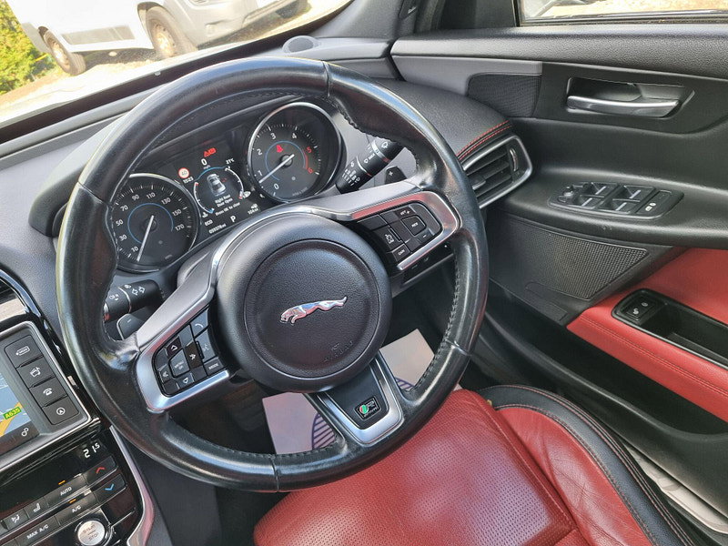 Jaguar XE 2.0d R-Sport Auto Euro 6 (s/s) 4dr 4dr Automatic 2026