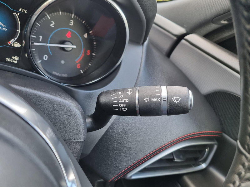 Jaguar XE 2.0d R-Sport Auto Euro 6 (s/s) 4dr 4dr Automatic 2026