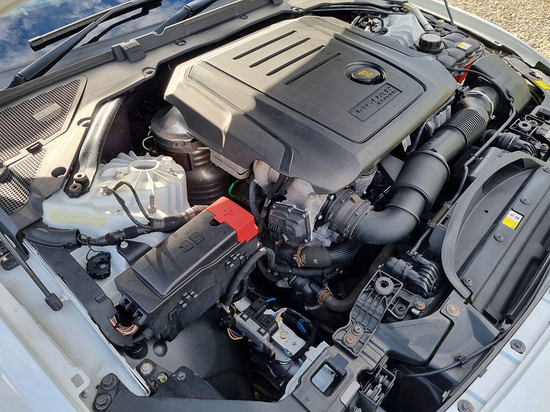 Jaguar XE 2.0d R-Sport Auto Euro 6 (s/s) 4dr 4dr Automatic 2026