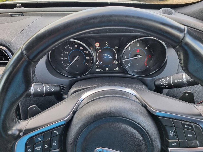 Jaguar XE 2.0d R-Sport Auto Euro 6 (s/s) 4dr 4dr Automatic 2026