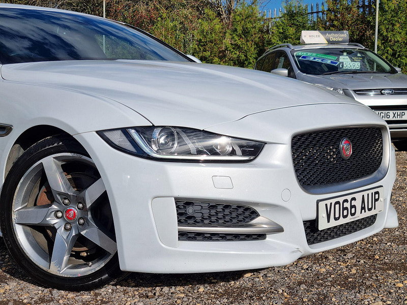 Jaguar XE 2.0d R-Sport Auto Euro 6 (s/s) 4dr 4dr Automatic 2026