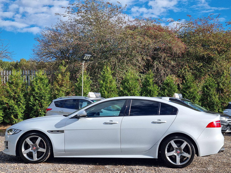 Jaguar XE 2.0d R-Sport Auto Euro 6 (s/s) 4dr 4dr Automatic 2026