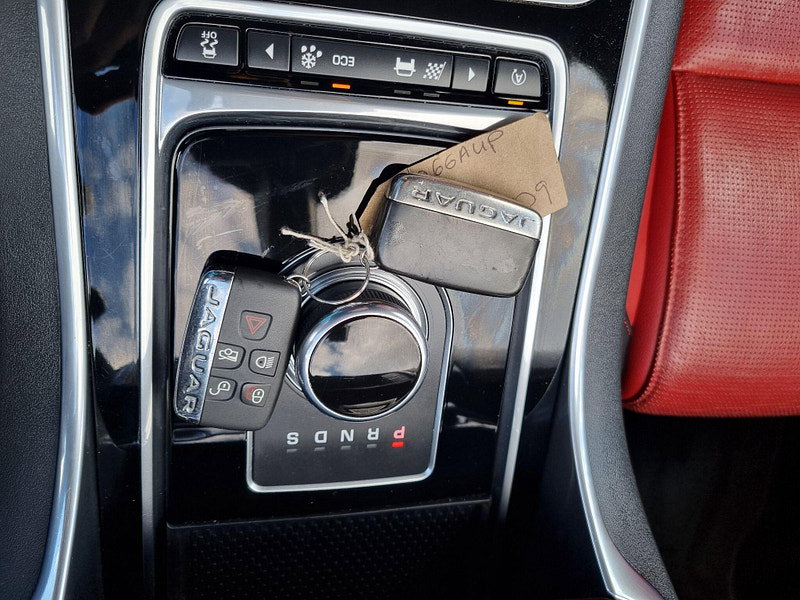 Jaguar XE 2.0d R-Sport Auto Euro 6 (s/s) 4dr 4dr Automatic 2026