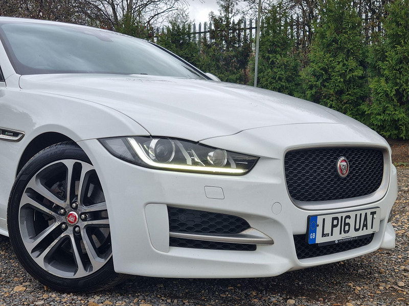 Jaguar XE 2.0d R-Sport Auto Euro 6 (s/s) 4dr 4dr Automatic 2025