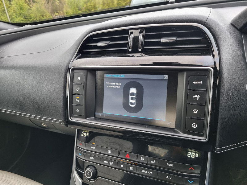 Jaguar XE 2.0d R-Sport Auto Euro 6 (s/s) 4dr 4dr Automatic 2025