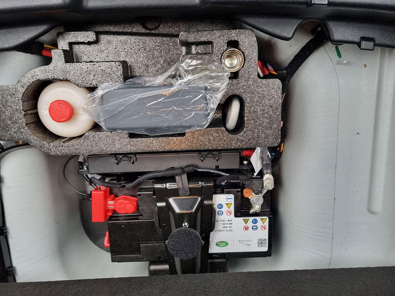 Jaguar XE 2.0d R-Sport Auto Euro 6 (s/s) 4dr 4dr Automatic 2025