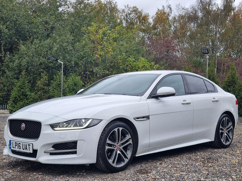 Jaguar XE 2.0d R-Sport Auto Euro 6 (s/s) 4dr 4dr Automatic 2025
