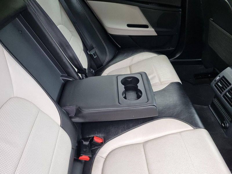 Jaguar XE 2.0d R-Sport Auto Euro 6 (s/s) 4dr 4dr Automatic 2025