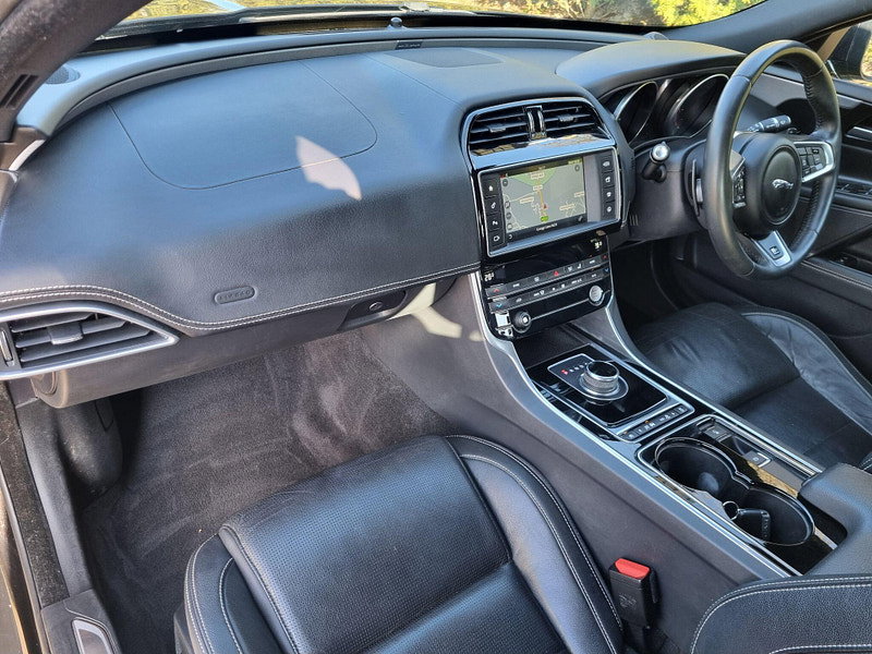 Jaguar XE 2.0d R-Sport Auto Euro 6 (s/s) 4dr 4dr Automatic 2026