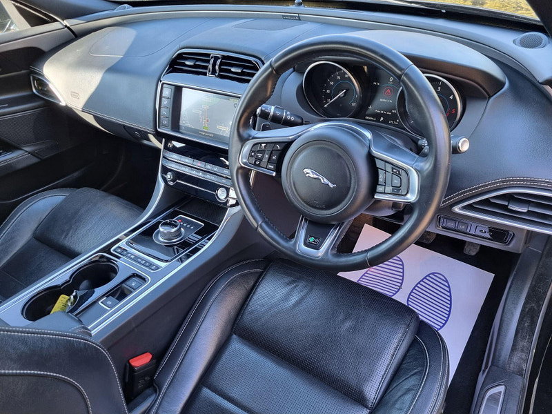 Jaguar XE 2.0d R-Sport Auto Euro 6 (s/s) 4dr 4dr Automatic 2026