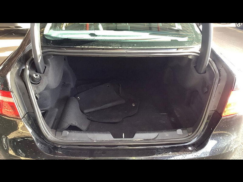 Jaguar XE 2.0d R-Sport Auto Euro 6 (s/s) 4dr 4dr Automatic 2026