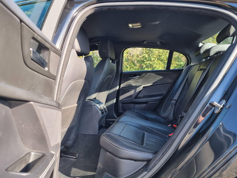 Jaguar XE 2.0d R-Sport Auto Euro 6 (s/s) 4dr 4dr Automatic 2026