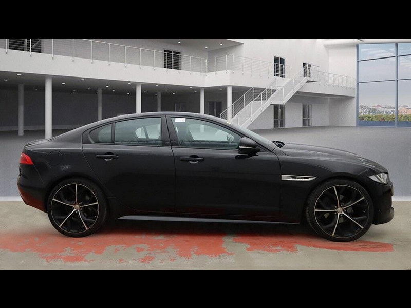 Jaguar XE 2.0d R-Sport Auto Euro 6 (s/s) 4dr 4dr Automatic 2026