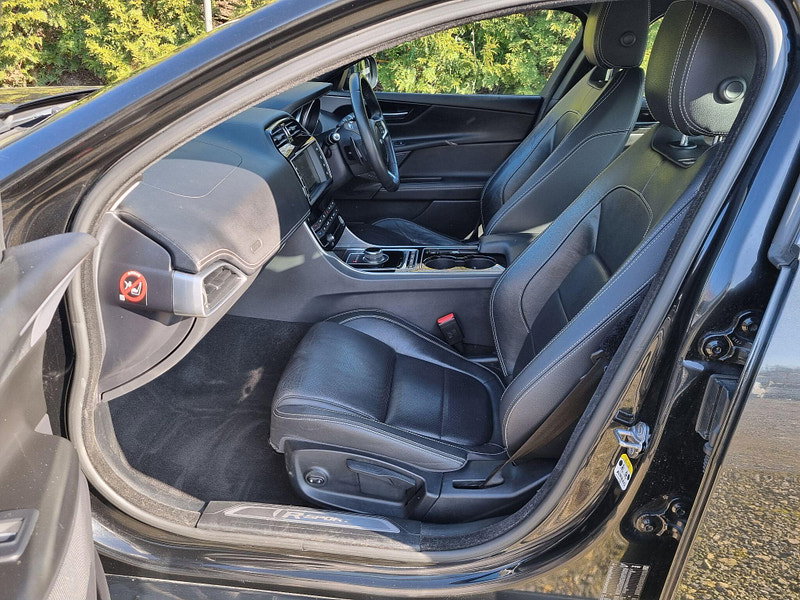 Jaguar XE 2.0d R-Sport Auto Euro 6 (s/s) 4dr 4dr Automatic 2026