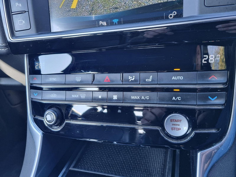 Jaguar XE 2.0d R-Sport Auto Euro 6 (s/s) 4dr 4dr Automatic 2026