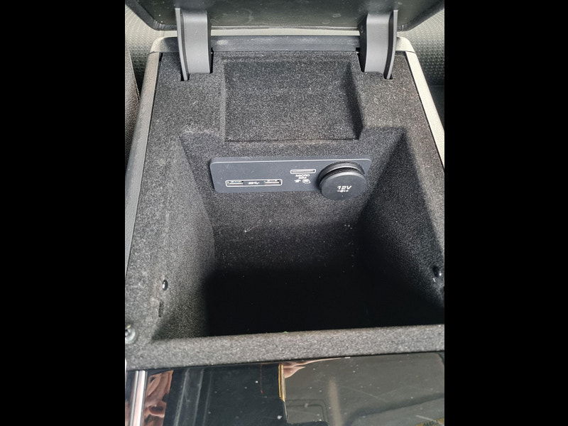 Jaguar XE 2.0d SE Auto Euro 6 (s/s) 4dr 4dr Automatic 2026