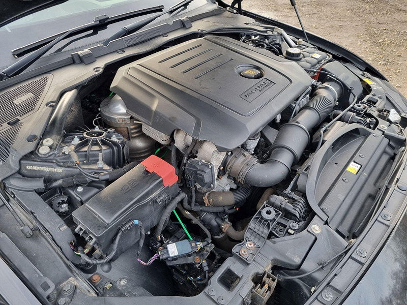 Jaguar XE 2.0d SE Auto Euro 6 (s/s) 4dr 4dr Automatic 2026