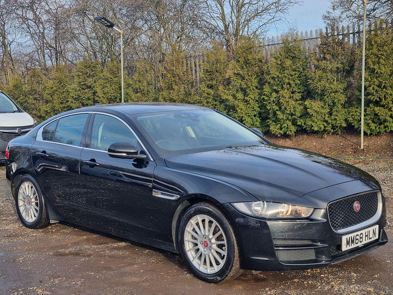 Jaguar XE 2.0d SE Auto Euro 6 (s/s) 4dr 4dr Automatic 2026