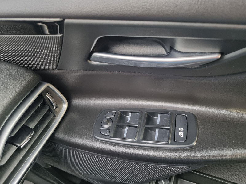 Jaguar XE 2.0d SE Auto Euro 6 (s/s) 4dr 4dr Automatic 2026