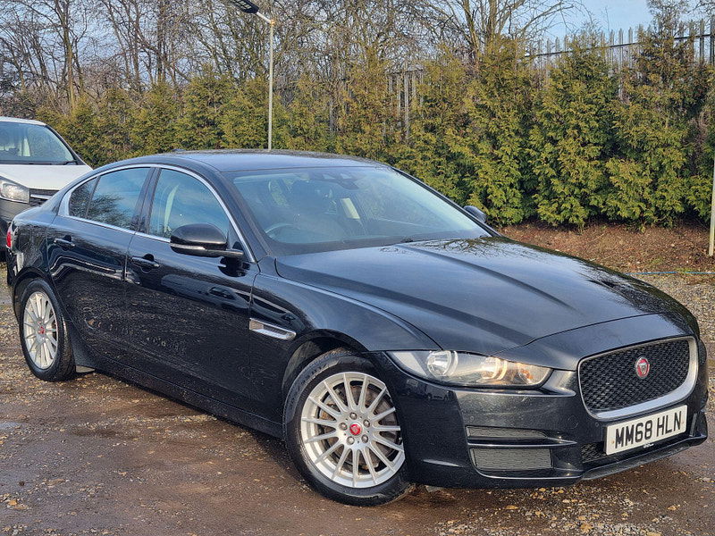 Jaguar XE 2.0d SE Auto Euro 6 (s/s) 4dr 4dr Automatic 2026