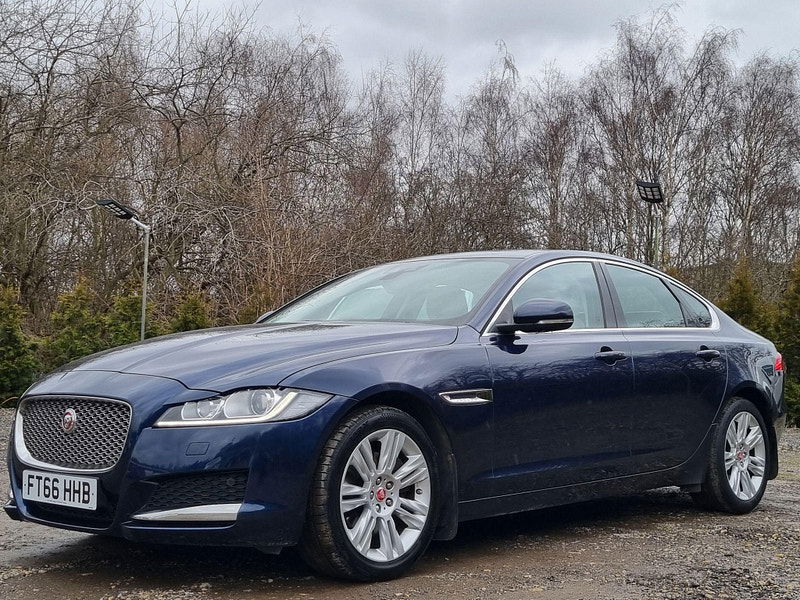 Jaguar XF 2.0d Portfolio Auto Euro 6 (s/s) 4dr 4dr Automatic 2025