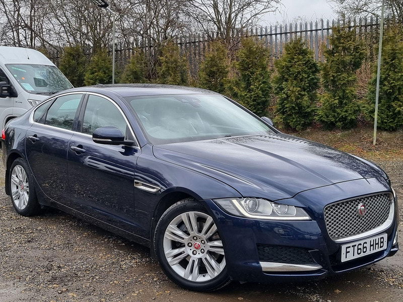 Jaguar XF 2.0d Portfolio Auto Euro 6 (s/s) 4dr 4dr Automatic 2025