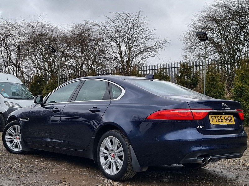 Jaguar XF 2.0d Portfolio Auto Euro 6 (s/s) 4dr 4dr Automatic 2025