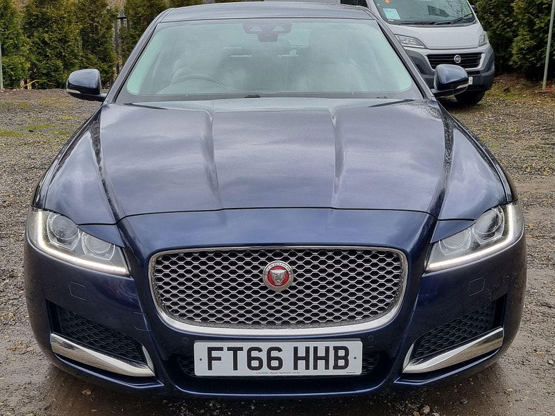 Jaguar XF 2.0d Portfolio Auto Euro 6 (s/s) 4dr 4dr Automatic 2025