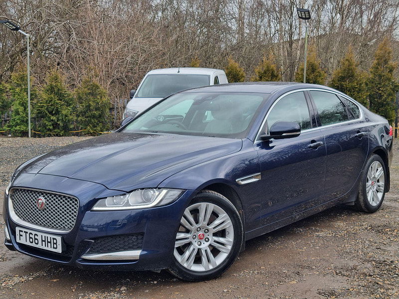 Jaguar XF 2.0d Portfolio Auto Euro 6 (s/s) 4dr 4dr Automatic 2025