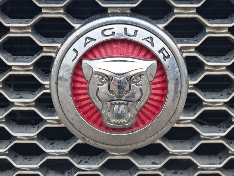 Jaguar XF 2.0d Portfolio Auto Euro 6 (s/s) 4dr 4dr Automatic 2026