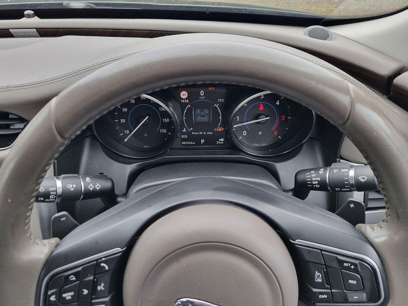 Jaguar XF 2.0d Portfolio Auto Euro 6 (s/s) 4dr 4dr Automatic 2026