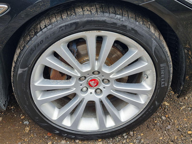 Jaguar XF 2.0d Portfolio Auto Euro 6 (s/s) 4dr 4dr Automatic 2026