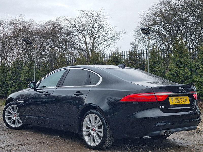 Jaguar XF 2.0d Portfolio Auto Euro 6 (s/s) 4dr 4dr Automatic 2026